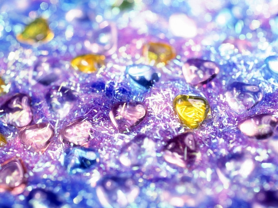 purple, beige, and blue crystal hearts on purple glitter digital wallpaper HD wallpaper